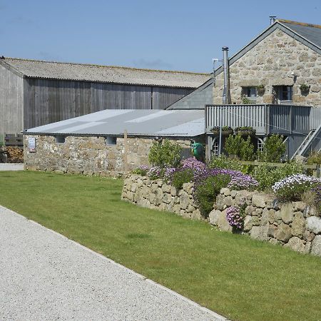 Land'S End Hostel Trevescan Sennen Exterior foto